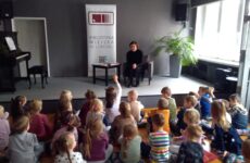 Więcej o: Spotkanie z panią Bogną Nowowiejską-Bielawską w Bibliotece Miejskiej